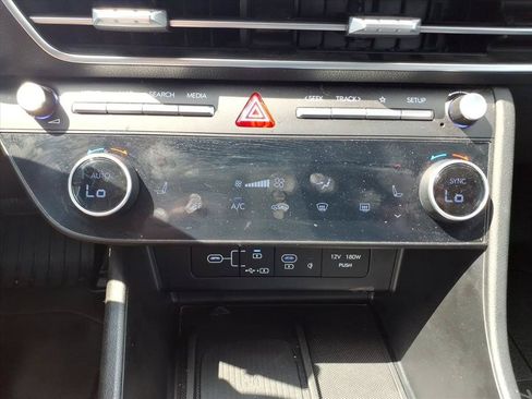 Used 2024 Hyundai Sonata SEL w/ Convenience Package FWD image 24