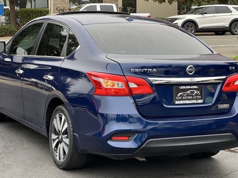 Used 2019 Nissan Sentra SV w/ Special Edition Package image 4