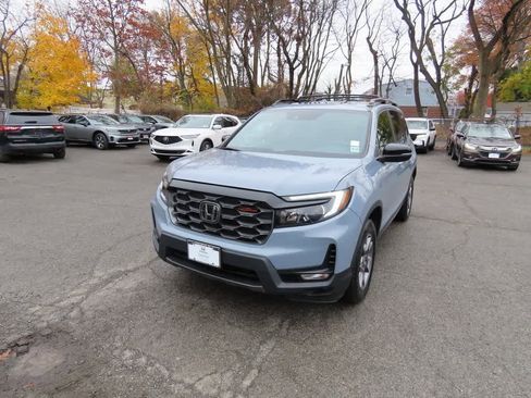 Certified 2022 Honda Passport TrailSport image 1