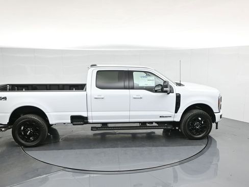 New 2026 Ford F250 Lariat w/ Black Appearance Package image 45