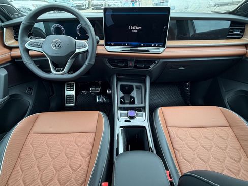 New 2026 Volkswagen Tiguan SEL R-Line AWD/4WD image 14