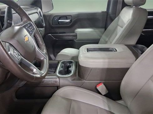Used 2022 Chevrolet Silverado 1500 LTZ w/ LTZ Convenience Package II image 9