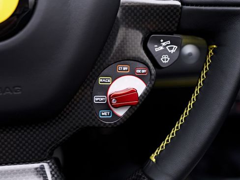 Used 2019 Ferrari 488 Spider RWD image 68