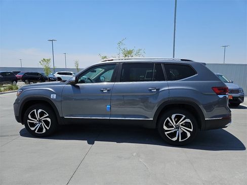 Used 2023 Volkswagen Atlas SEL image 6