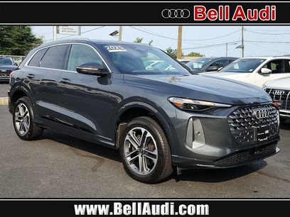 Used 2025 Audi Q5 Premium w/ Convenience Package