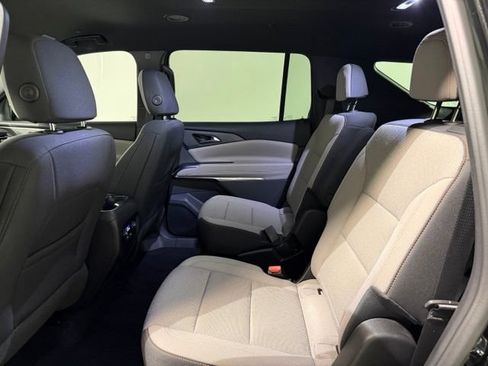 Certified 2026 Chevrolet Traverse LT w/ Driver Confidence Package FWD image 25