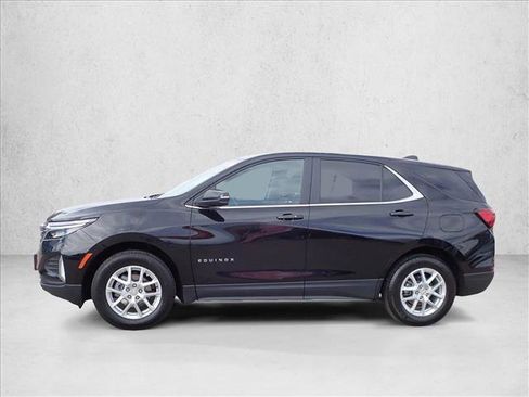 Used 2023 Chevrolet Equinox LT FWD image 2