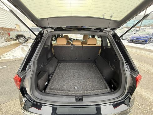 Used 2022 Volkswagen Tiguan SE image 22