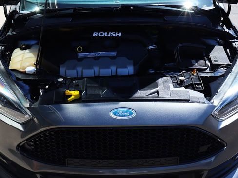 Used 2018 Ford Focus ST FWD image 55
