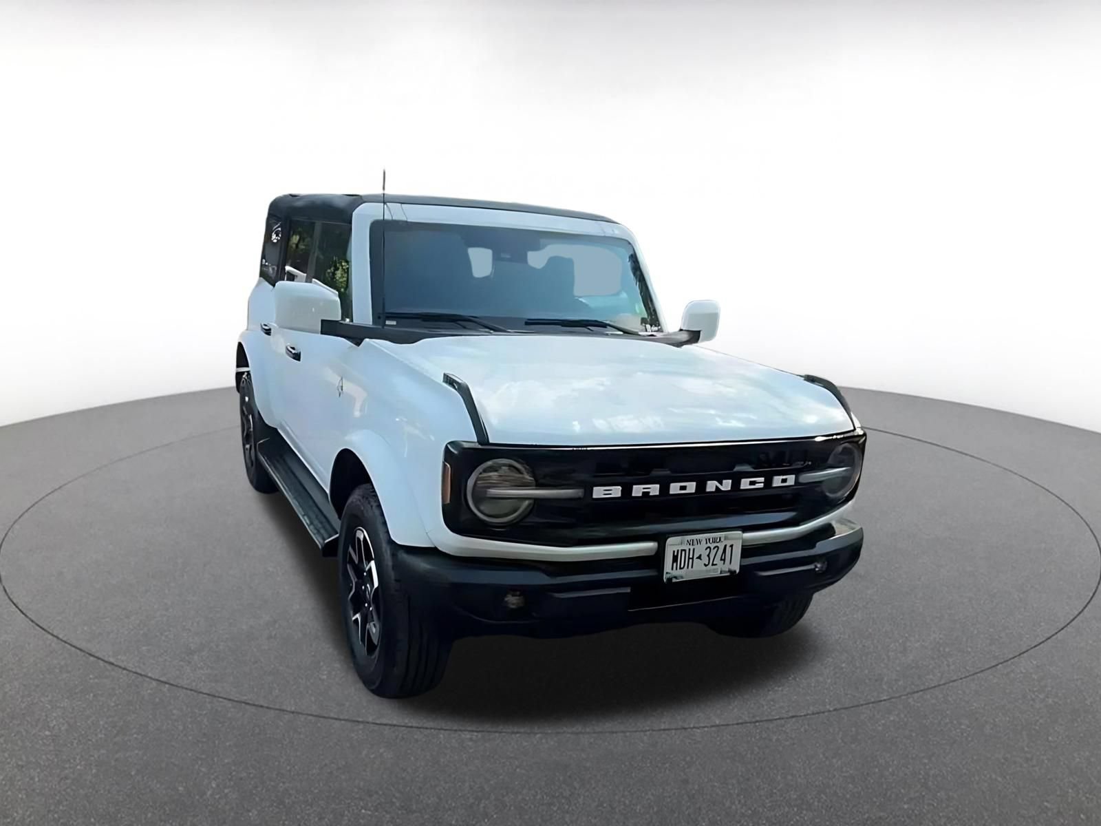 Used 2026 Ford Bronco Outer Banks AWD/4WD image 2