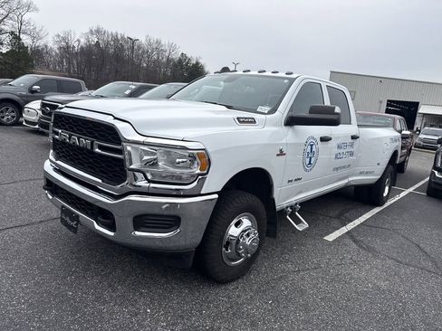 Used 2022 RAM 3500 Tradesman image 8