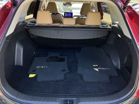 Used 2025 Toyota RAV4 XLE Premium FWD image 27