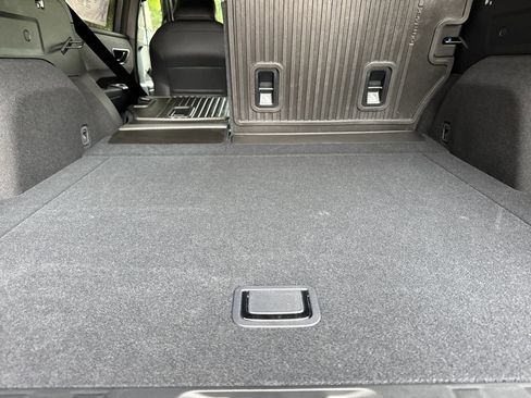 New 2026 Subaru Outback Limited AWD/4WD image 16