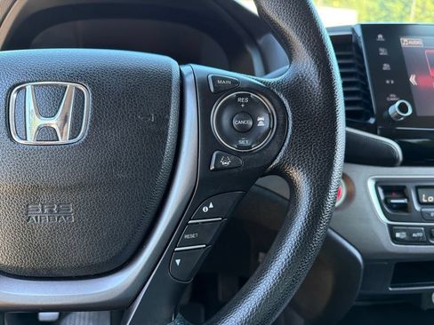 Used 2023 Honda Ridgeline Sport image 17