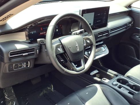 Used 2024 Lincoln Corsair FWD w/ Equipment Group 101A image 17