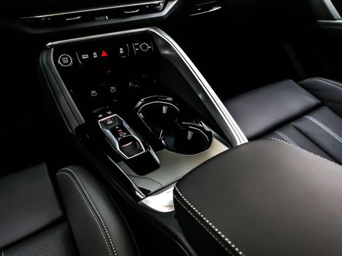 New 2025 Audi Q5 Premium Plus image 6