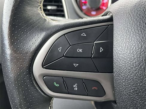 Used 2019 Dodge Challenger SRT Hellcat w/ Plus Package image 25