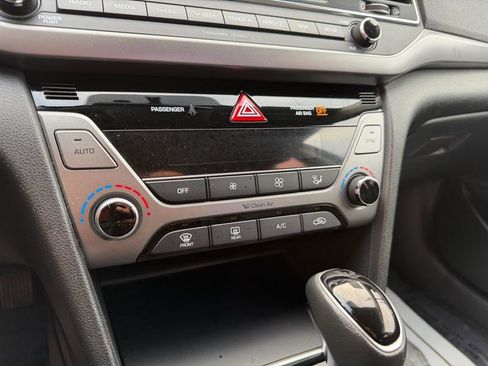 Used 2017 Hyundai Elantra Value Edition image 48