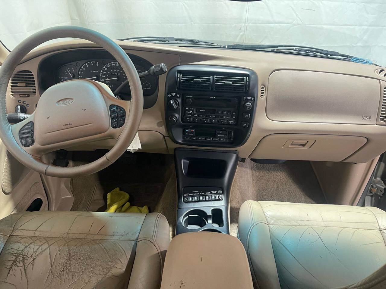Used 2000 Ford Explorer Eddie Bauer AWD/4WD image 17