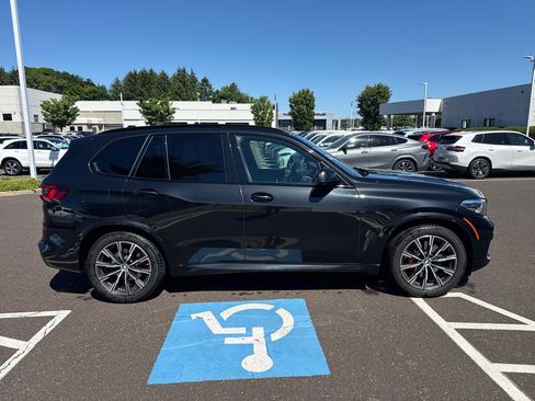 Certified 2023 BMW X5 xDrive40i w/ M Sport Package AWD/4WD image 6
