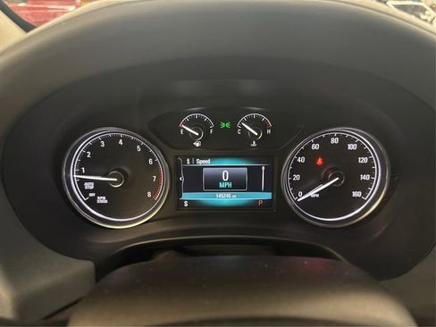 Used 2019 Buick Enclave Essence image 20