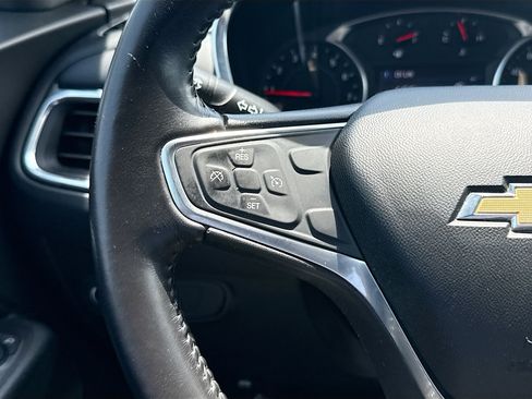 Used 2019 Chevrolet Equinox LT AWD/4WD image 34
