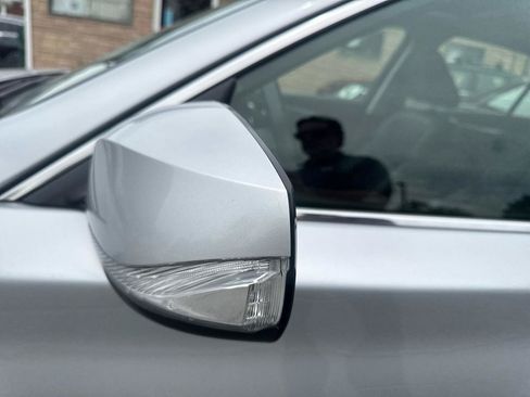 Used 2015 INFINITI Q50 AWD w/ Technology Package image 15