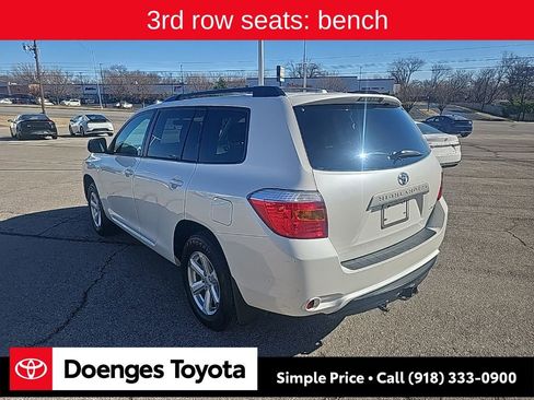 Used 2010 Toyota Highlander SE image 6