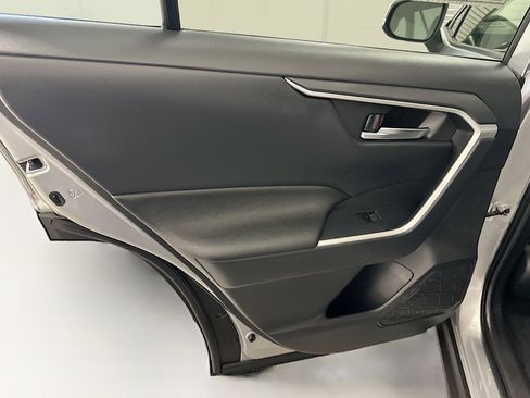 Used 2023 Toyota RAV4 XLE w/ Convenience Package image 28