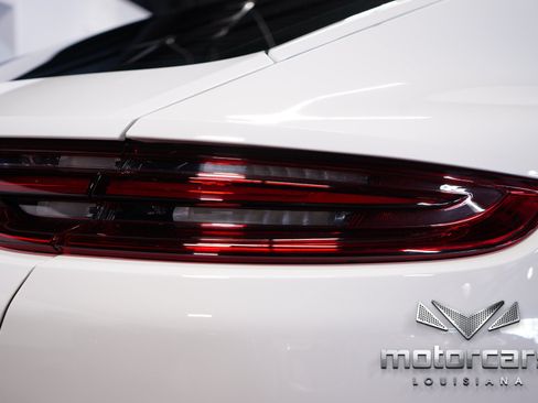 Used 2019 Porsche Panamera 4 AWD/4WD image 18