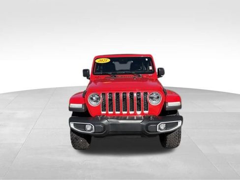 Used 2021 Jeep Wrangler Unlimited Sahara image 2