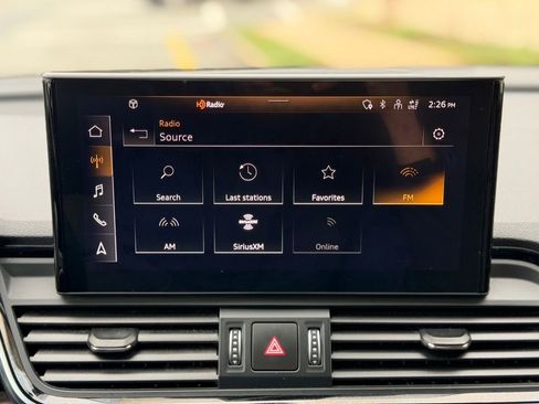 Used 2022 Audi Q5 2.0T Premium w/ Convenience Package image 37