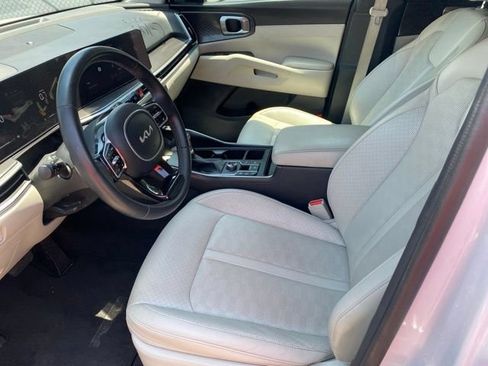 Used 2025 Kia Sorento S AWD/4WD image 12