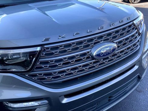 Used 2021 Ford Explorer XLT w/ Equipment Group 202A image 29
