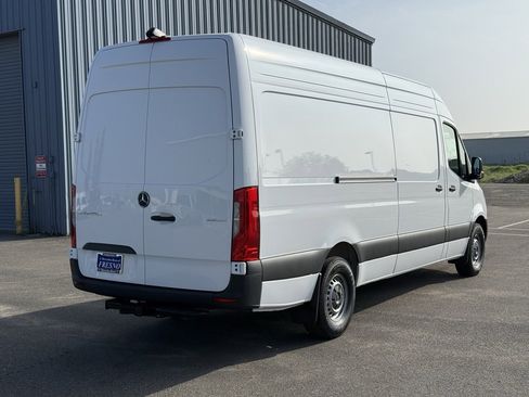 New 2026 Mercedes-Benz Sprinter 2500 image 7