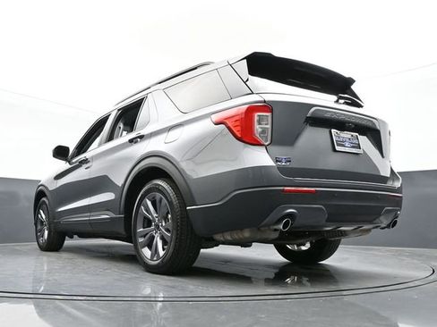 Used 2023 Ford Explorer XLT w/ Equipment Group 202A RWD image 37