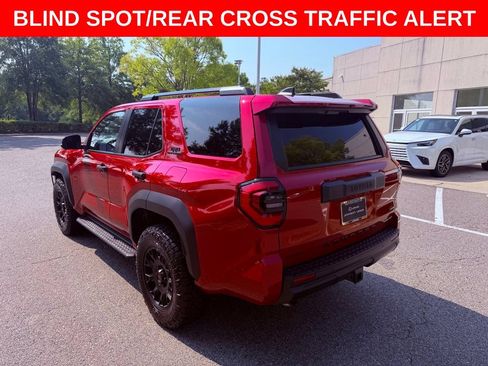 Used 2025 Toyota 4Runner TRD Off-Road Premium AWD/4WD image 5