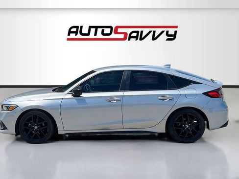 Used 2023 Honda Civic Sport image 4