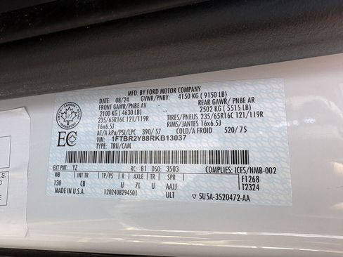 Used 2024 Ford Transit 250 Low Roof AWD w/ Exterior Upgrade Package image 15