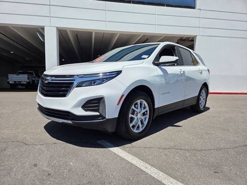 Certified 2023 Chevrolet Equinox LT FWD image 2