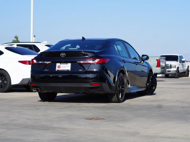 Used 2025 Toyota Camry SE FWD image 7