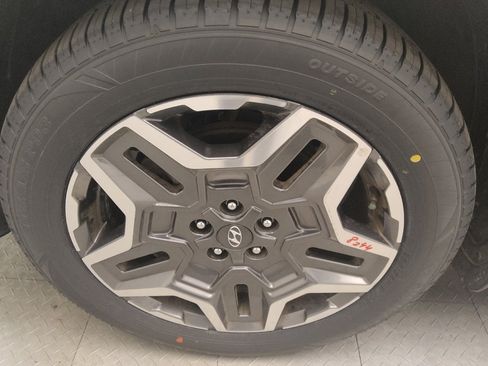 Used 2021 Hyundai Santa Fe Limited image 31