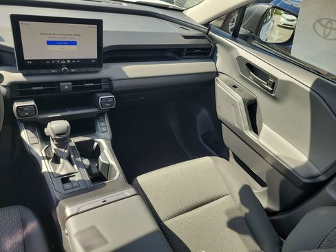New 2026 Toyota RAV4 LE AWD/4WD image 28