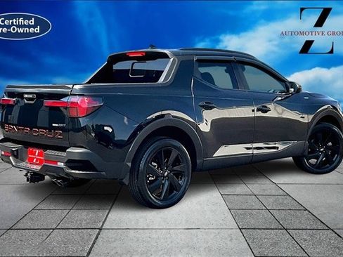 Used 2024 Hyundai Santa Cruz Night image 2
