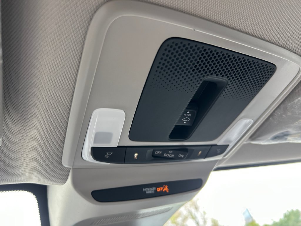 New 2027 Honda HR-V EX-L image 19