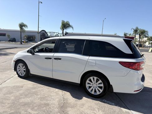Used 2019 Honda Odyssey LX image 9