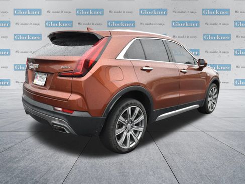 Used 2019 Cadillac XT4 Premium Luxury w/ Cold Weather Package AWD/4WD image 6