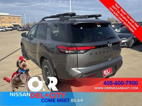 New 2025 Nissan Pathfinder Rock Creek image 3