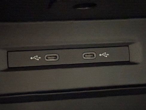 New 2025 Volkswagen Taos SE image 14