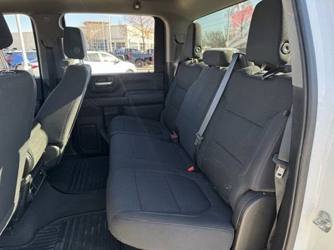 Used 2022 Chevrolet Silverado 2500 Custom w/ Custom Convenience Package image 25